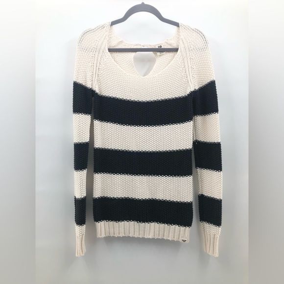 ROXY women’s crew and scoop neck - Picture 2 of 6